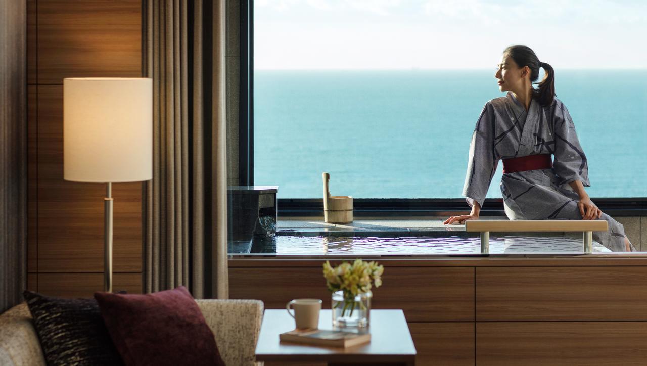 난키-시라하마 메리어트 호텔 외부 사진 A guest at the Mandarin Oriental, Tokyo